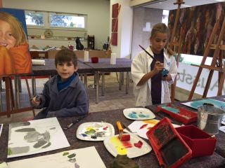 Kids malen bei NadjasArt.ch